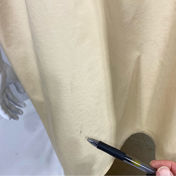 Magellan Sportswear Men’s Cargo Pocket Vented Back Fishing Button Down - Picture 9 of 12